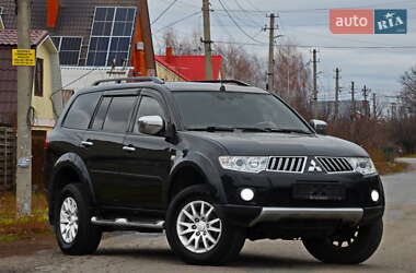 Позашляховик / Кросовер Mitsubishi Pajero Sport 2012 в Дніпрі