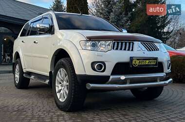 Mitsubishi Pajero Sport 2012