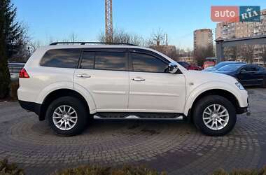 Позашляховик / Кросовер Mitsubishi Pajero Sport 2012 в Львові