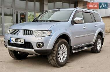 Mitsubishi Pajero Sport 2011