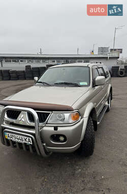 Позашляховик / Кросовер Mitsubishi Pajero Sport 2006 в Києві