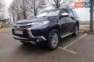 Внедорожник / Кроссовер Mitsubishi Pajero Sport 2017 в Киеве