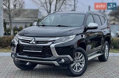 Внедорожник / Кроссовер Mitsubishi Pajero Sport 2017 в Одессе