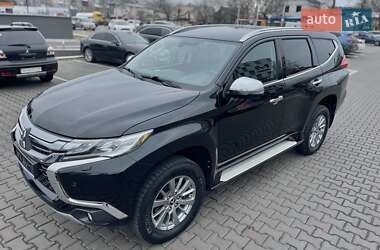 Внедорожник / Кроссовер Mitsubishi Pajero Sport 2017 в Одессе