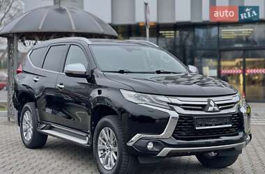 Внедорожник / Кроссовер Mitsubishi Pajero Sport 2017 в Одессе