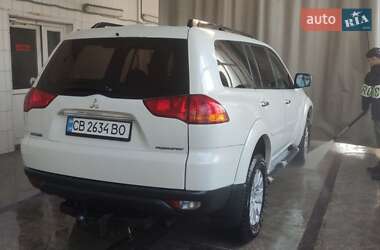 Позашляховик / Кросовер Mitsubishi Pajero Sport 2012 в Києві