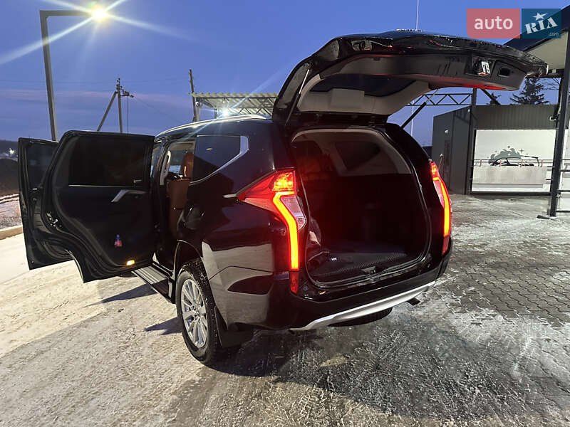 Внедорожник / Кроссовер Mitsubishi Pajero Sport 2016 в Тульчине