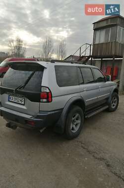 Позашляховик / Кросовер Mitsubishi Pajero Sport 2006 в Києві