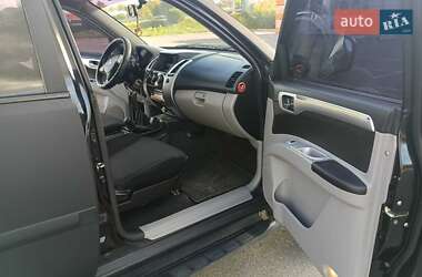 Внедорожник / Кроссовер Mitsubishi Pajero Sport 2010 в 