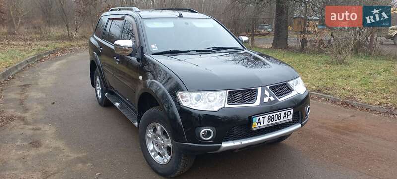 Позашляховик / Кросовер Mitsubishi Pajero Sport 2010 в Івано-Франківську