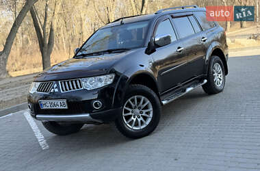 Позашляховик / Кросовер Mitsubishi Pajero Sport 2011 в Камені-Каширському