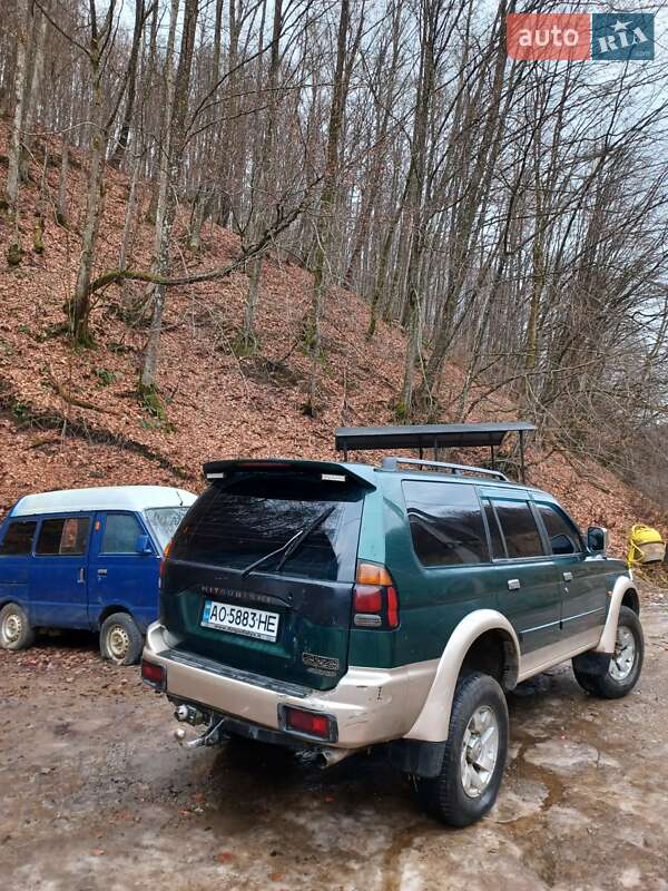 Mitsubishi Pajero Sport 2000