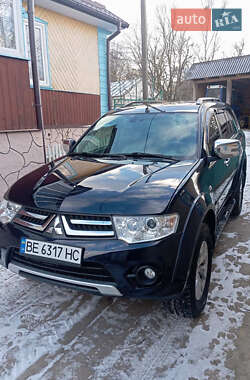 Внедорожник / Кроссовер Mitsubishi Pajero Sport 2015 в Изяславе