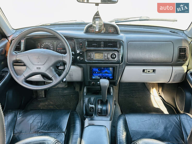 Внедорожник / Кроссовер Mitsubishi Pajero Sport 2007 в Харькове