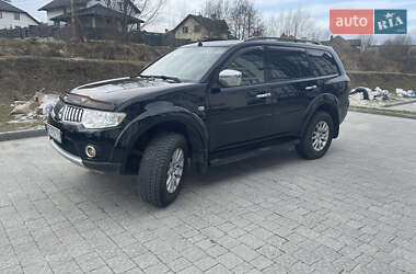 Внедорожник / Кроссовер Mitsubishi Pajero Sport 2011 в 
