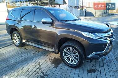 Mitsubishi Pajero Sport 2017