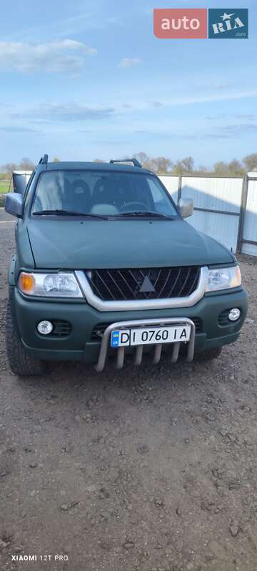 Внедорожник / Кроссовер Mitsubishi Pajero Sport 2000 в 