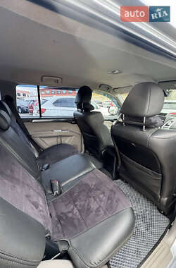 Позашляховик / Кросовер Mitsubishi Pajero Sport 2013 в 