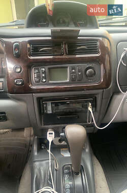 Позашляховик / Кросовер Mitsubishi Pajero Sport 2002 в 