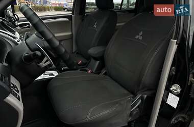 Внедорожник / Кроссовер Mitsubishi Pajero Sport 2011 в 