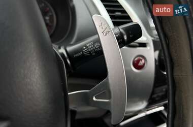 Внедорожник / Кроссовер Mitsubishi Pajero Sport 2011 в 