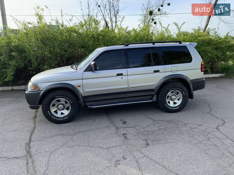 Позашляховик / Кросовер Mitsubishi Pajero Sport 2003 в Рокитному фото 5 Позашляховик / Кросовер Mitsubishi Pajero Sport 2003 в Рокитному