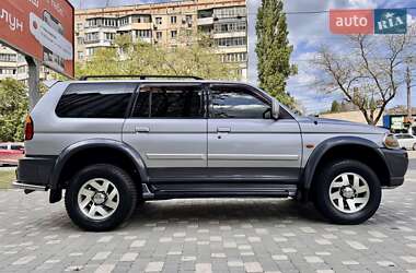 Позашляховик / Кросовер Mitsubishi Pajero Sport 2004 в 