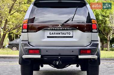 Позашляховик / Кросовер Mitsubishi Pajero Sport 2004 в 