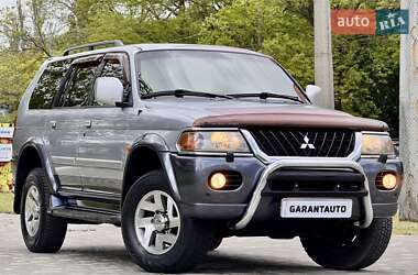 Позашляховик / Кросовер Mitsubishi Pajero Sport 2004 в 