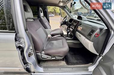 Позашляховик / Кросовер Mitsubishi Pajero Sport 2004 в 