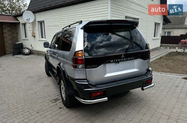 Позашляховик / Кросовер Mitsubishi Pajero Sport 2003 в 