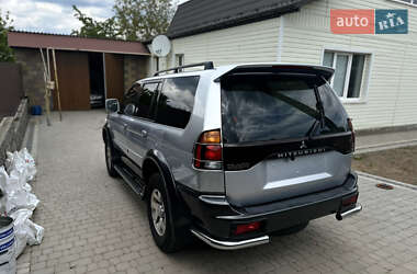 Позашляховик / Кросовер Mitsubishi Pajero Sport 2003 в 