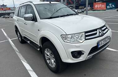 Позашляховик / Кросовер Mitsubishi Pajero Sport 2014 в Києві