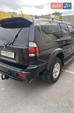 Внедорожник / Кроссовер Mitsubishi Pajero Sport 2008 в 