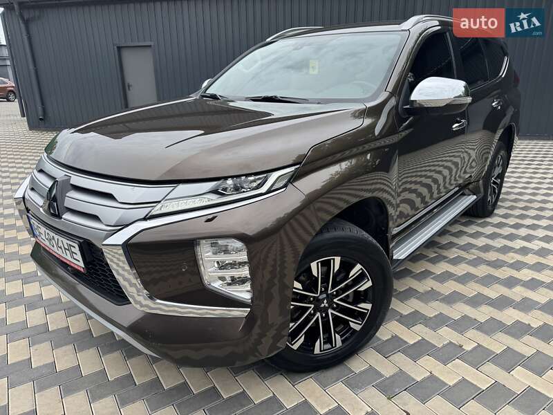 Mitsubishi Pajero Sport 2021