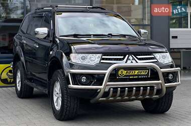 Mitsubishi Pajero Sport 2013