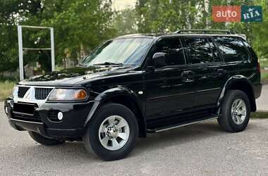 Внедорожник / Кроссовер Mitsubishi Pajero Sport 2008 в 