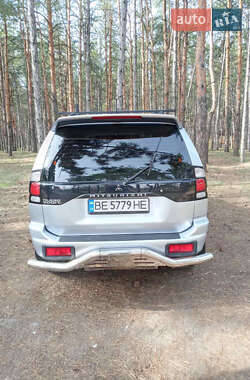Внедорожник / Кроссовер Mitsubishi Pajero Sport 2006 в 