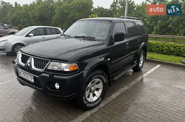 Позашляховик / Кросовер Mitsubishi Pajero Sport 2006 в 
