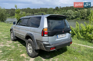 Внедорожник / Кроссовер Mitsubishi Pajero Sport 2004 в 