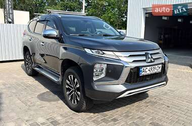 Внедорожник / Кроссовер Mitsubishi Pajero Sport 2021 в Луцке