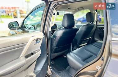 Внедорожник / Кроссовер Mitsubishi Pajero Sport 2021 в 