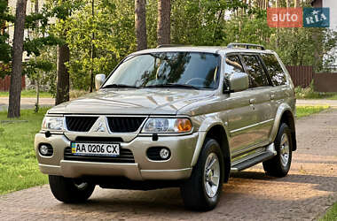Позашляховик / Кросовер Mitsubishi Pajero Sport 2007 в Києві