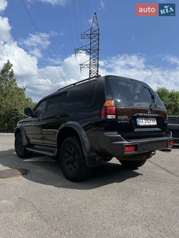 Внедорожник / Кроссовер Mitsubishi Pajero Sport 2004 в Харькове