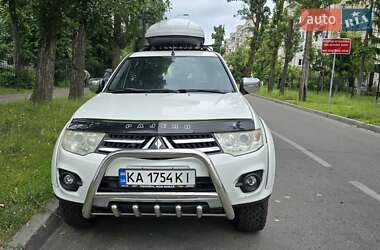 Mitsubishi Pajero Sport 2014 Mitsubishi Pajero Sport 2014