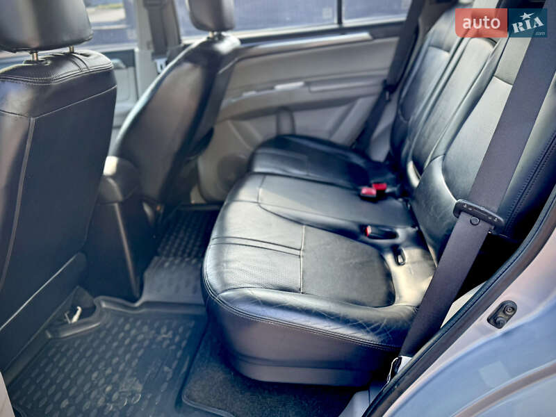 Внедорожник / Кроссовер Mitsubishi Pajero Sport 2015 в Одессе