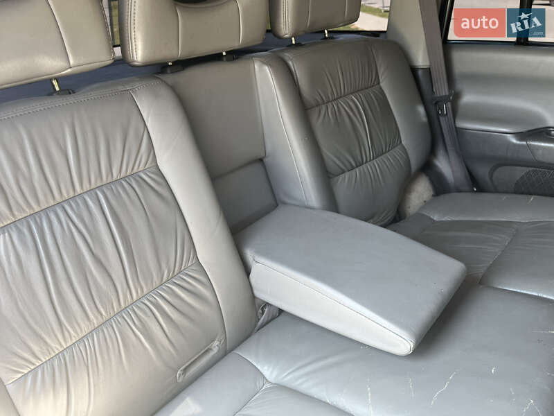 Внедорожник / Кроссовер Mitsubishi Pajero Sport 2002 в Сваляве