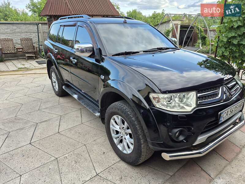 Mitsubishi Pajero Sport 2014