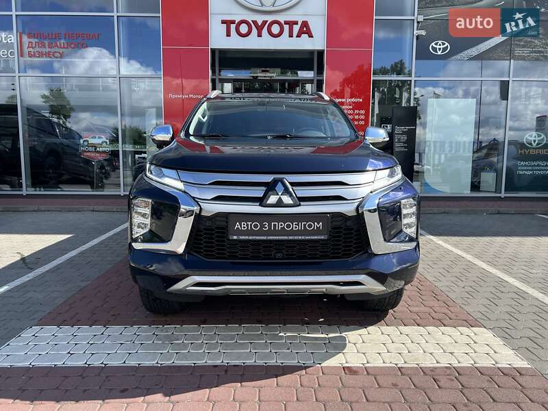 Позашляховик / Кросовер Mitsubishi Pajero Sport 2021 в Вінниці