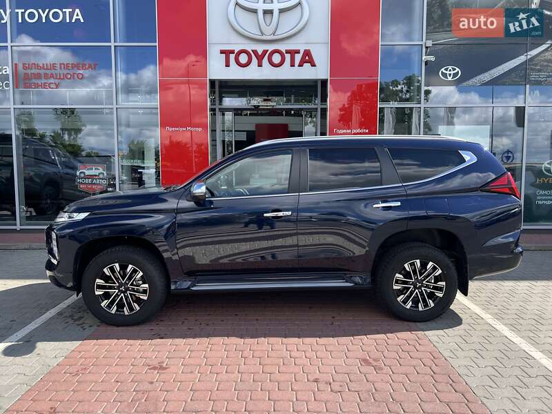 Позашляховик / Кросовер Mitsubishi Pajero Sport 2021 в Вінниці